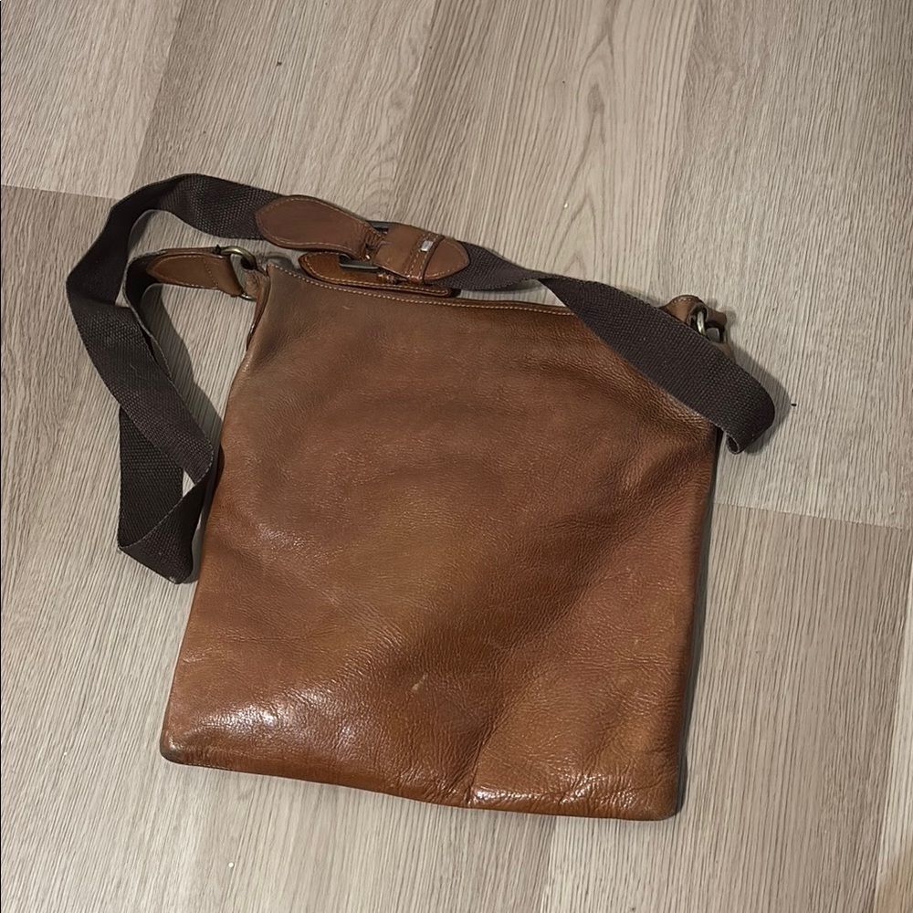 Mulberry Crossbody Bag View 2